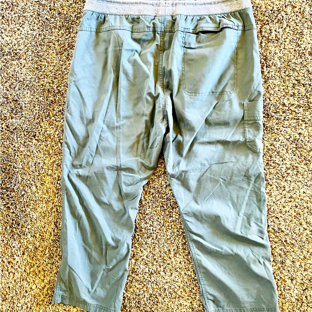 Ladies active drawstring pants. - Picture 3 of 3